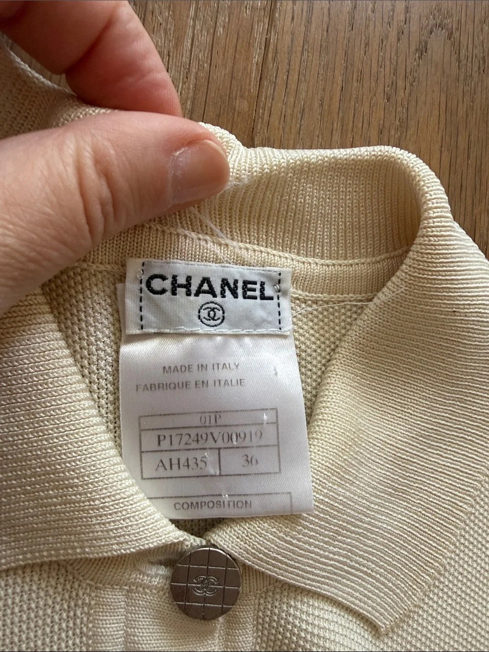 CHANEL authentic excellent